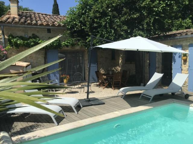 Maison De Plain Pied Pour 4 Pers Piscine Lussan Lussan  Eksteriør bilde